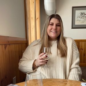 Meet your Posher, Sage